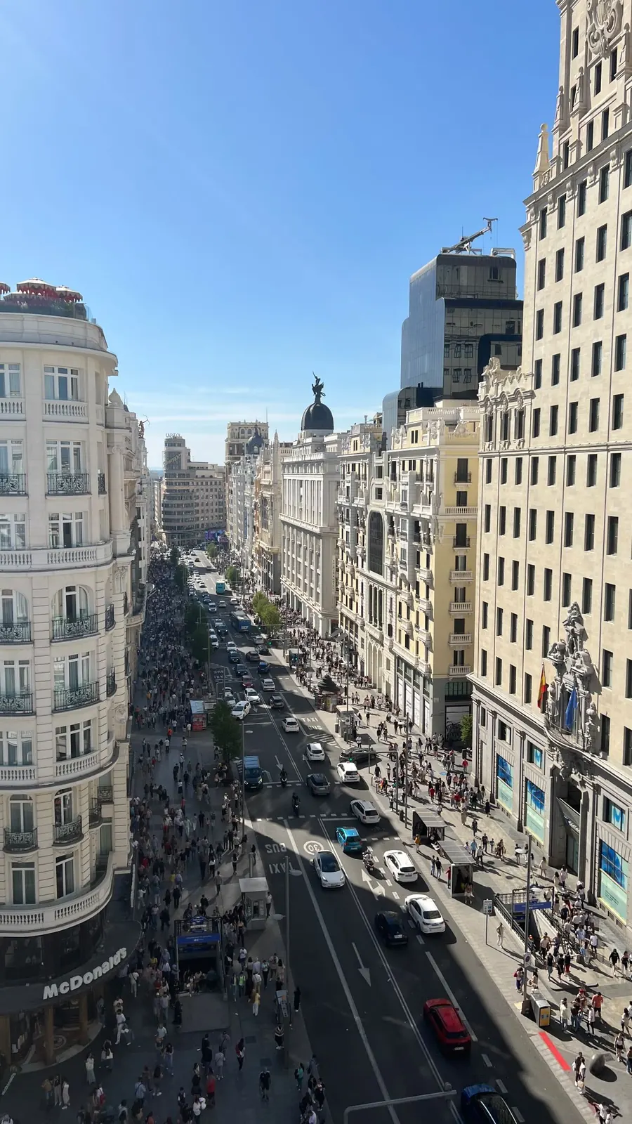 Photo of a building by Alejandro: Madrid
