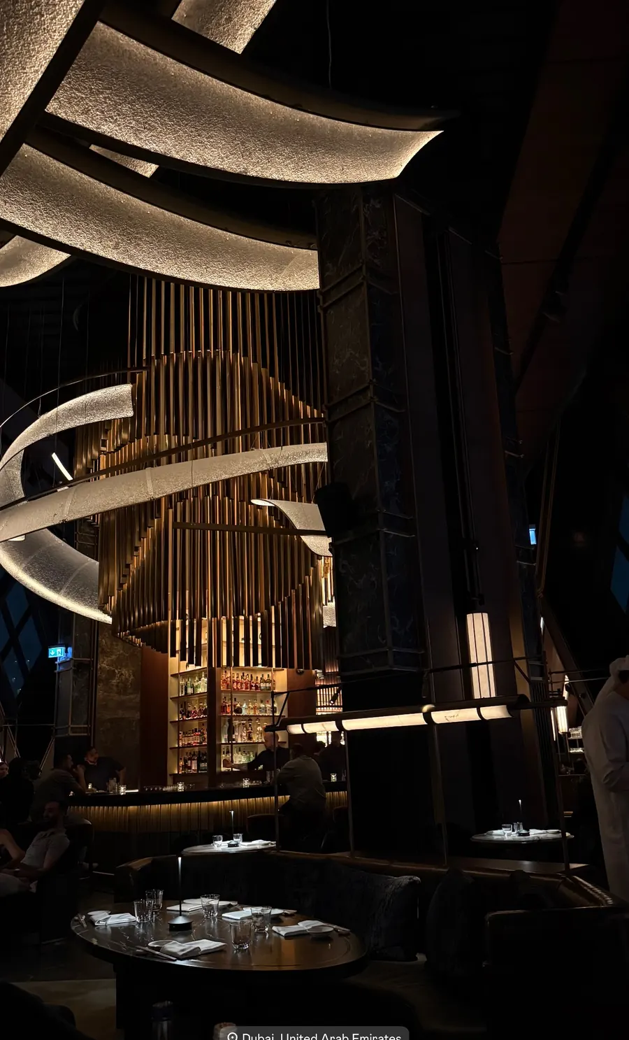 Photo of a building by Alejandro: Dubai